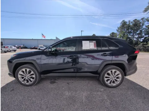 More photos of 2022 Toyota RAV4 XLE Premium at Automaxx of the Carolinas, SC