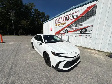 White 2025 Toyota Camry SE for sale in Summerville, SC