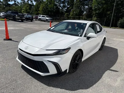 More photos of 2025 Toyota Camry SE at Automaxx of the Carolinas, SC