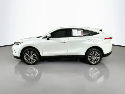 More photos of 2023 Toyota Venza Limited at Automaxx of the Carolinas, SC