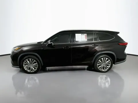 More photos of 2022 Toyota Highlander Hybrid Platinum at Automaxx of the Carolinas, SC