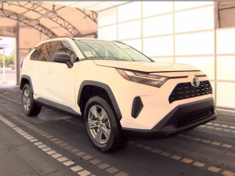 More photos of 2023 Toyota RAV4 Hybrid LE at Automaxx of the Carolinas, SC