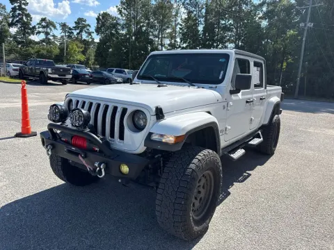 More photos of 2023 Jeep Gladiator Overland at Automaxx of the Carolinas, SC