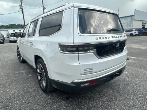 More photos of 2022 Jeep Grand Wagoneer Series III at Automaxx of the Carolinas, SC