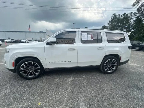 Another view of 2022 Jeep Grand Wagoneer Series III for sale in Summerville, SC at Automaxx of the Carolinas