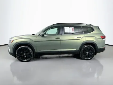 More photos of 2026 Volkswagen Atlas SE w/Technology at Automaxx of the Carolinas, SC