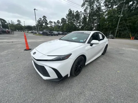 More photos of 2025 Toyota Camry SE at Automaxx of the Carolinas, SC
