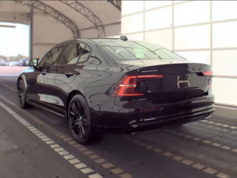 More photos of 2023 Volvo S60 B5 Plus Black Edition at Automaxx of the Carolinas, SC