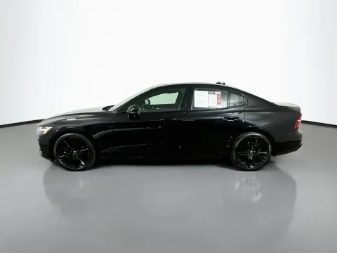 More photos of 2023 Volvo S60 B5 Plus Black Edition at Automaxx of the Carolinas, SC