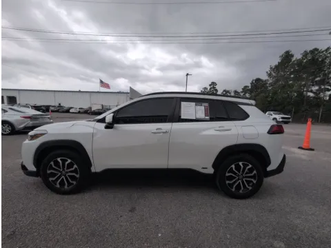 More photos of 2023 Toyota Corolla Cross Hybrid SE at Automaxx of the Carolinas, SC