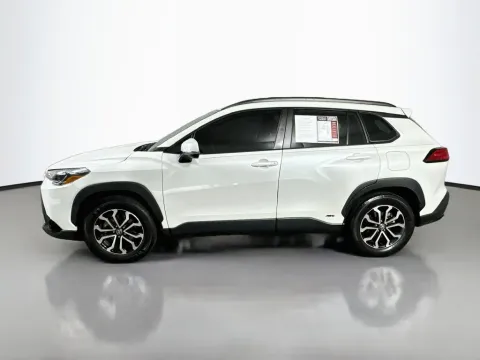 More photos of 2023 Toyota Corolla Cross Hybrid SE at Automaxx of the Carolinas, SC