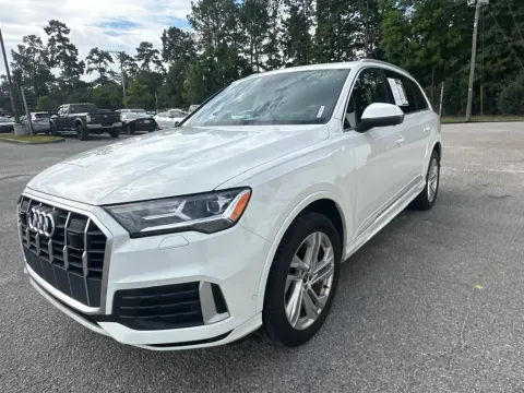 Another view of 2021 Audi Q7 45 Premium Plus for sale in Summerville, SC at Automaxx of the Carolinas
