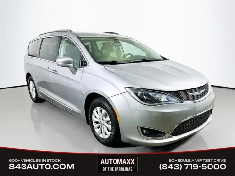 Silver 2018 Chrysler Pacifica Touring L for sale in Summerville, SC