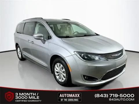 Silver 2018 Chrysler Pacifica Touring L for sale in Summerville, SC