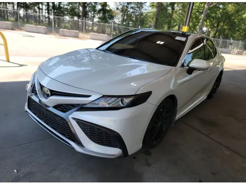 White 2022 Toyota Camry XSE for sale in Summerville, SC