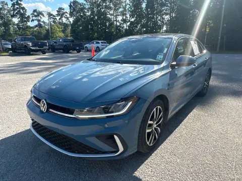 More photos of 2025 Volkswagen Jetta 1.5T SE at Automaxx of the Carolinas, SC