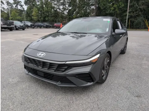 More photos of 2025 Hyundai Elantra SEL Convenience at Automaxx of the Carolinas, SC