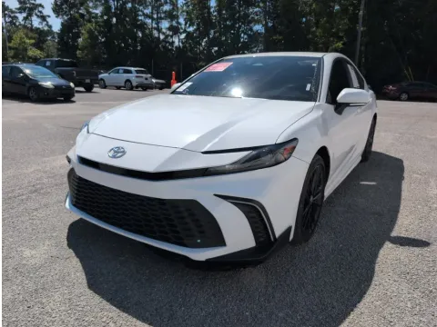 More photos of 2025 Toyota Camry SE at Automaxx of the Carolinas, SC