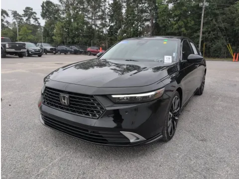 More photos of 2023 Honda Accord Hybrid Touring at Automaxx of the Carolinas, SC