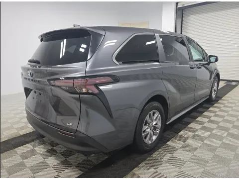 Another view of 2025 Toyota Sienna LE for sale in Summerville, SC at Automaxx of the Carolinas