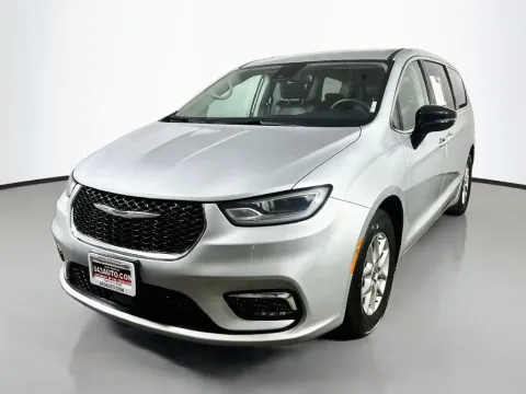 Another view of 2024 Chrysler Pacifica Touring L for sale in Summerville, SC at Automaxx of the Carolinas