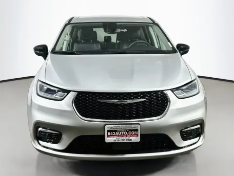 Photos of 2024 Chrysler Pacifica Touring L for sale in Summerville, SC at Automaxx of the Carolinas