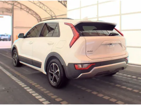 More photos of 2023 Kia Niro EX at Automaxx of the Carolinas, SC