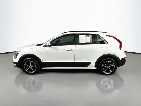 More photos of 2023 Kia Niro EX at Automaxx of the Carolinas, SC