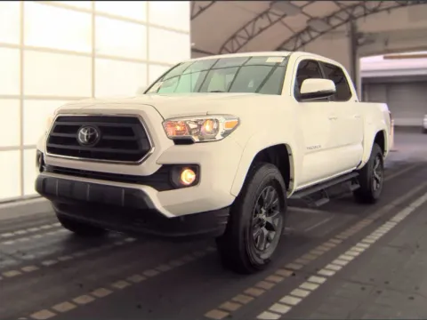 White 2022 Toyota Tacoma SR5 for sale in Summerville, SC