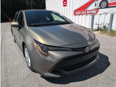Brown 2019 Toyota Corolla Hatchback SE for sale in Summerville, SC