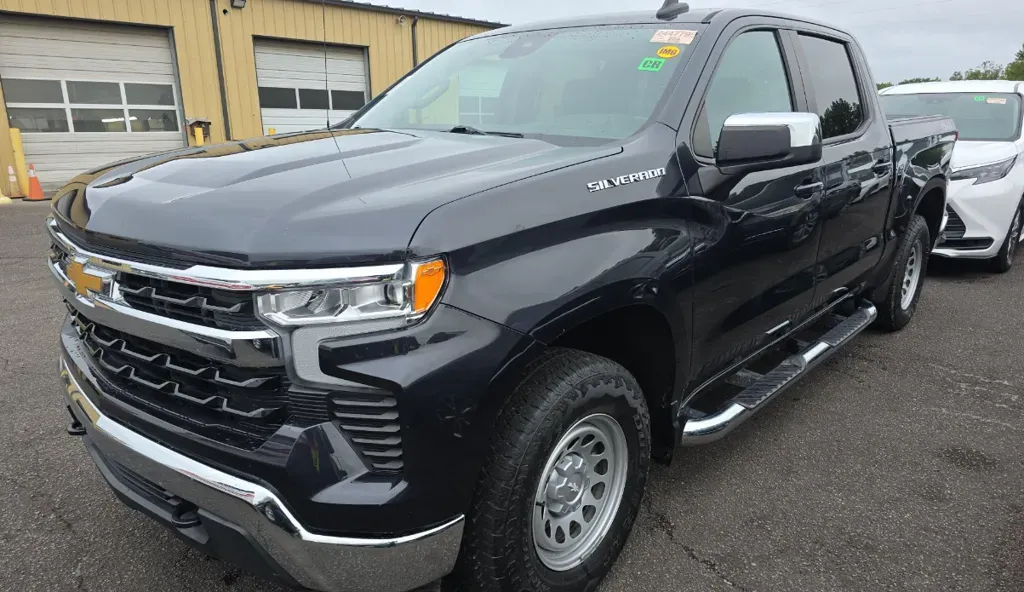 Gray 2023 Chevrolet Silverado 1500 LT for sale in Summerville, SC