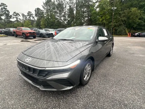 More photos of 2026 Hyundai Elantra SE at Automaxx of the Carolinas, SC