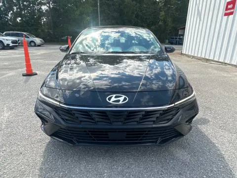 Another view of 2025 Hyundai Elantra SEL Convenience for sale in Summerville, SC at Automaxx of the Carolinas