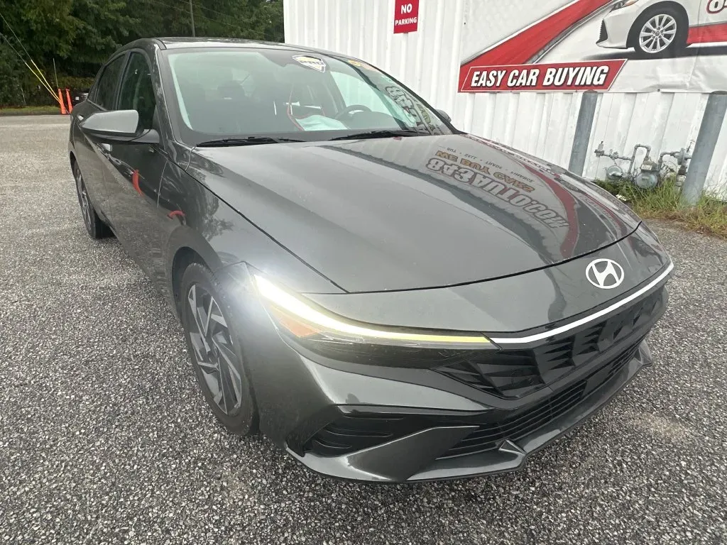 Gray 2025 Hyundai Elantra SEL Convenience for sale in Summerville, SC