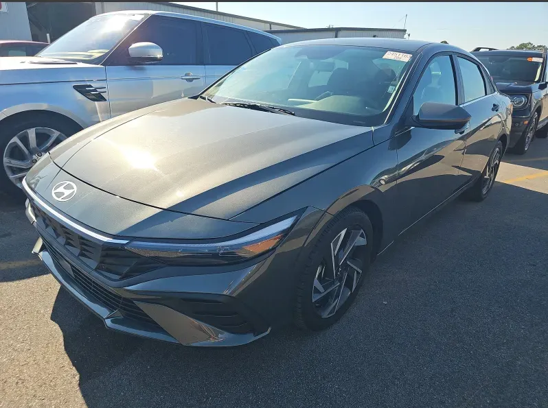 Gray 2025 Hyundai Elantra SEL Convenience for sale in Summerville, SC