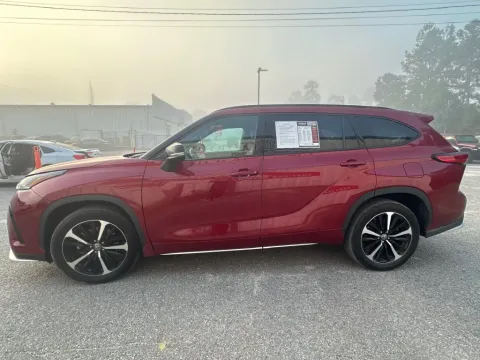 More photos of 2021 Toyota Highlander XSE at Automaxx of the Carolinas, SC