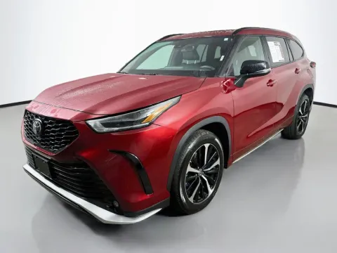 Another view of 2021 Toyota Highlander XSE for sale in Summerville, SC at Automaxx of the Carolinas