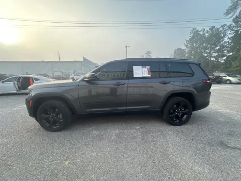 More photos of 2023 Jeep Grand Cherokee L Altitude at Automaxx of the Carolinas, SC