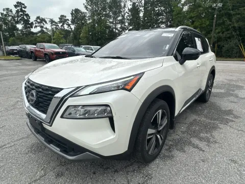 More photos of 2023 Nissan Rogue SL at Automaxx of the Carolinas, SC