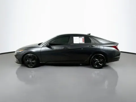 More photos of 2021 Hyundai Elantra SEL at Automaxx of the Carolinas, SC