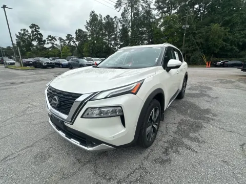 More photos of 2023 Nissan Rogue Platinum at Automaxx of the Carolinas, SC
