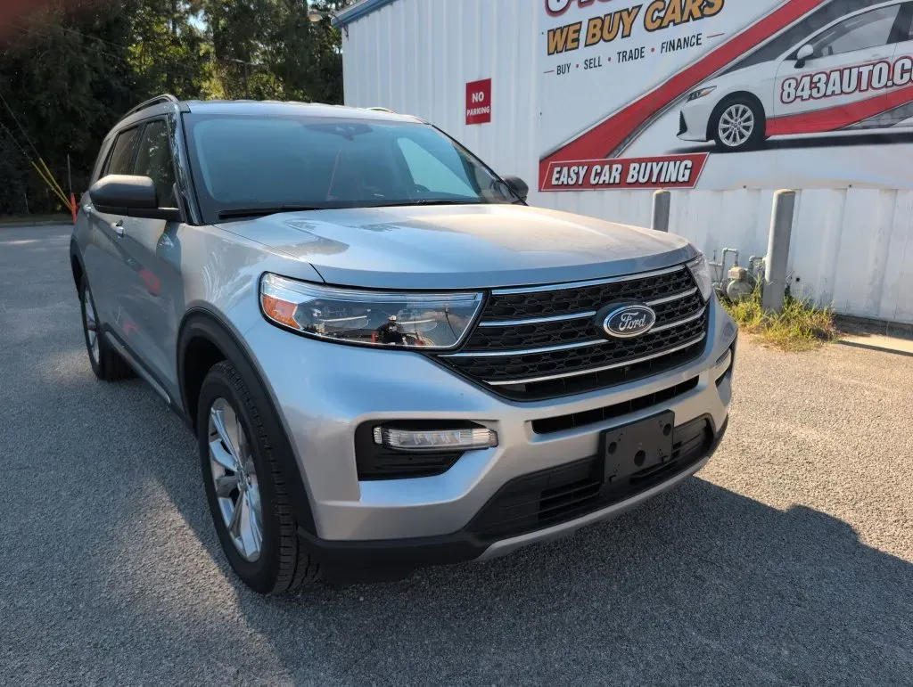 Silver 2023 Ford Explorer XLT for sale in Summerville, SC