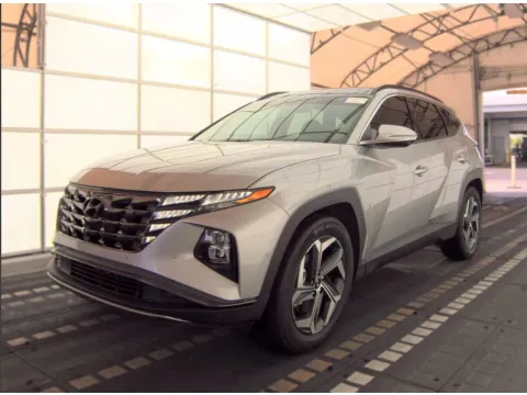 Silver 2022 Hyundai Tucson Hybrid Limited for sale in Summerville, SC