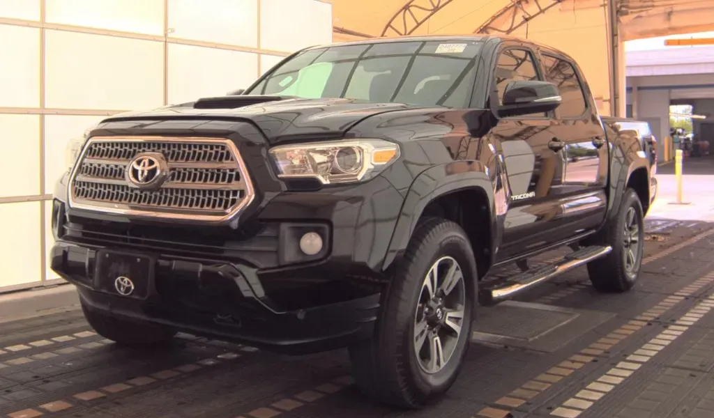 Black 2017 Toyota Tacoma TRD Sport for sale in Summerville, SC