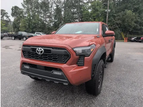 More photos of 2025 Toyota Tacoma Hybrid TRD Off Road at Automaxx of the Carolinas, SC