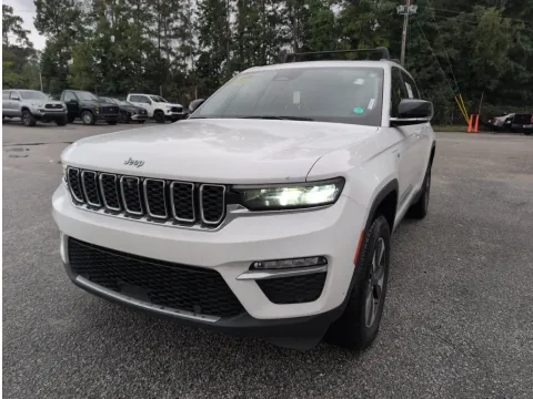 More photos of 2022 Jeep Grand Cherokee 4xe at Automaxx of the Carolinas, SC