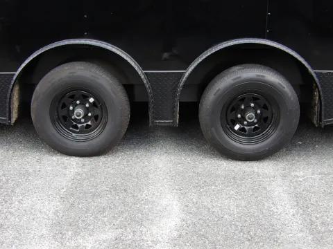 More photos of 2026 Diamond Cargo 8.5X24 DC Race at WOW Cargo Trailers, GA