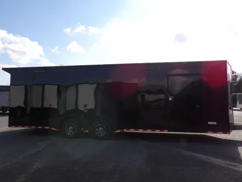 More photos of 2027 Diamond Cargo 8.5X24 SP Race at WOW Cargo Trailers, GA