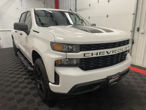 More photos of 2021 Chevrolet Silverado 1500 Custom at Oakley Auto World, MO