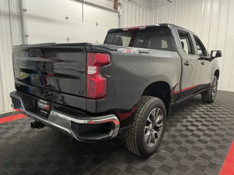 Another view of 2020 Chevrolet Silverado 1500 LT for sale in Branson West, MO at Oakley Auto World